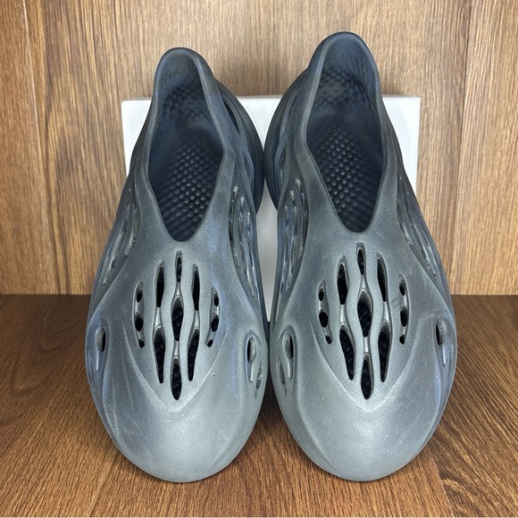 🔥🔥🔥Adidas Yeezy Foam RNNR Runner Mineral Blue Men 2021 Shoes Size: 12 🔥🔥🔥 - Picture 3 of 10